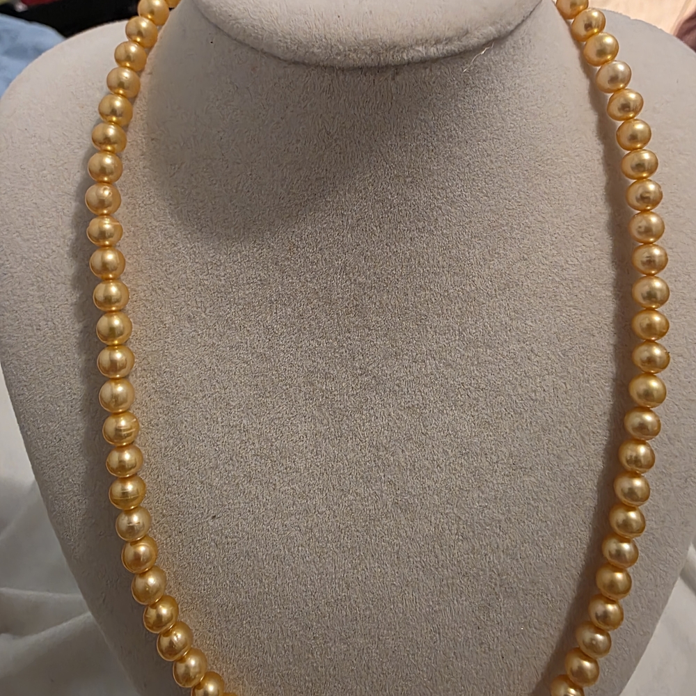 Golden Pearl Necklace - Women Jewelry